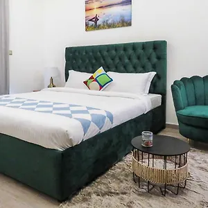 Oyo 860 Studio Apartment, Maya Tower 4, Jumeirah Village Triangle Dubai